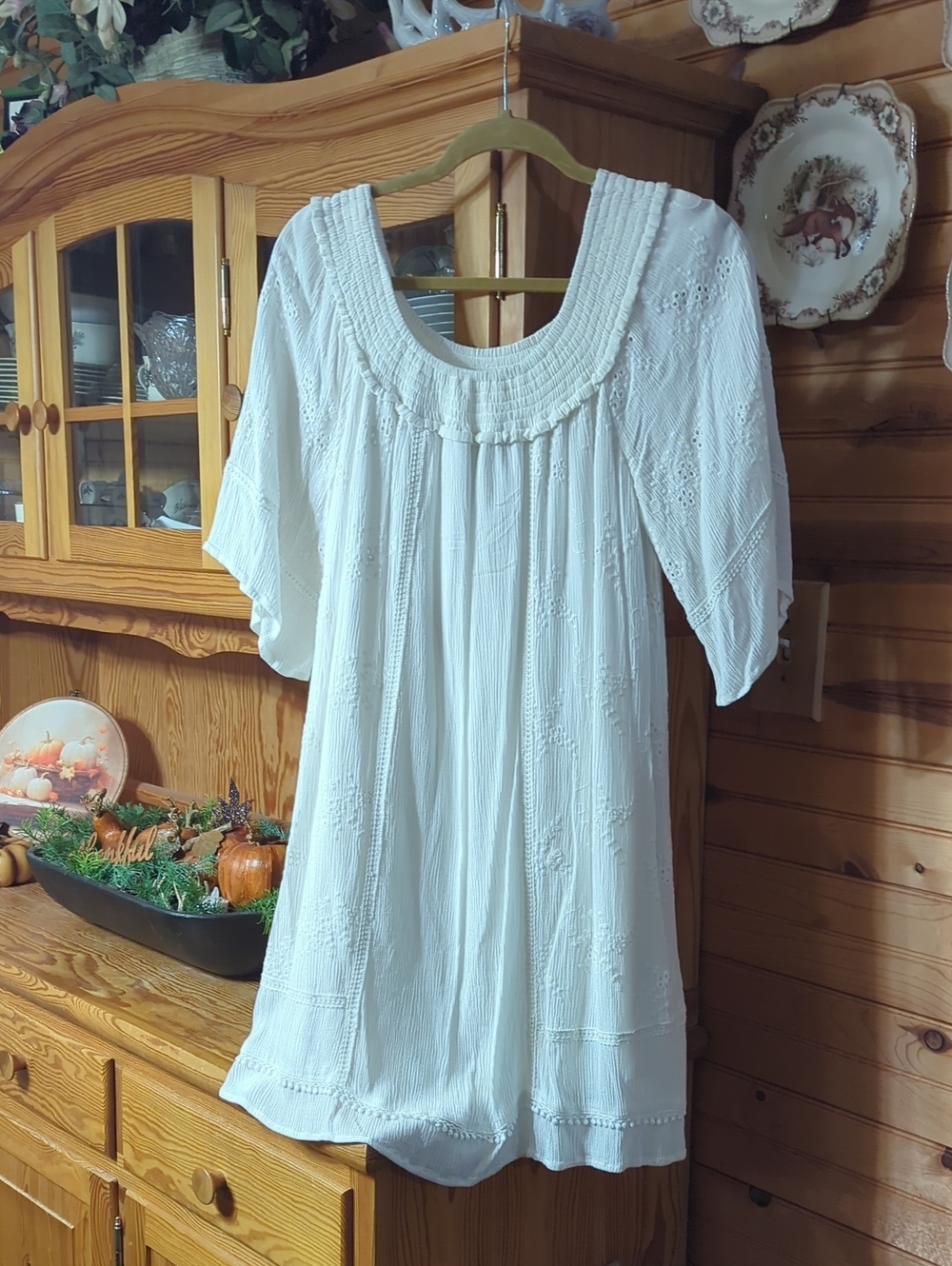 Knox Rose White Embroidered Peasant Tunic